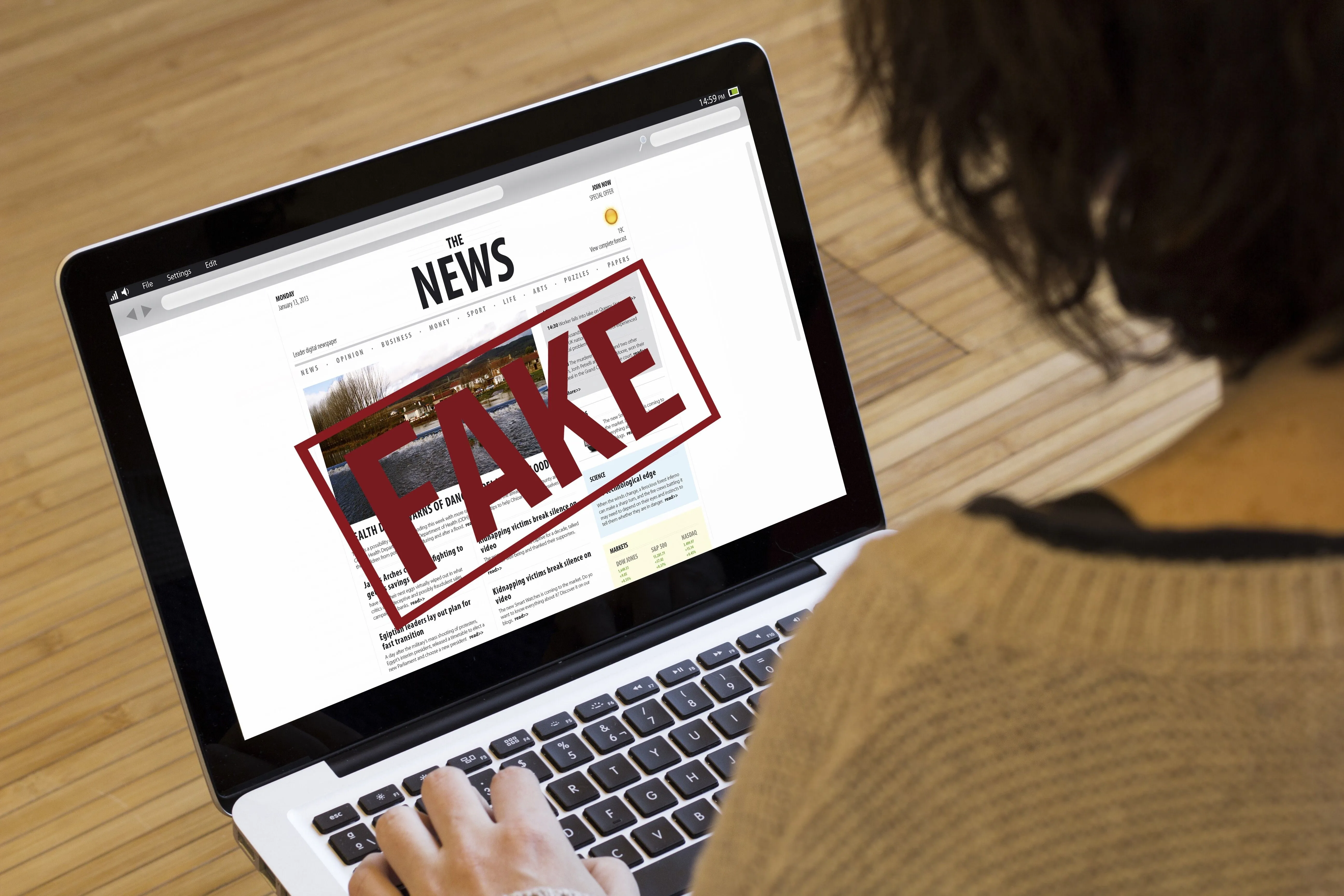 Campaigners call for criminalising the posting of fake reviews online