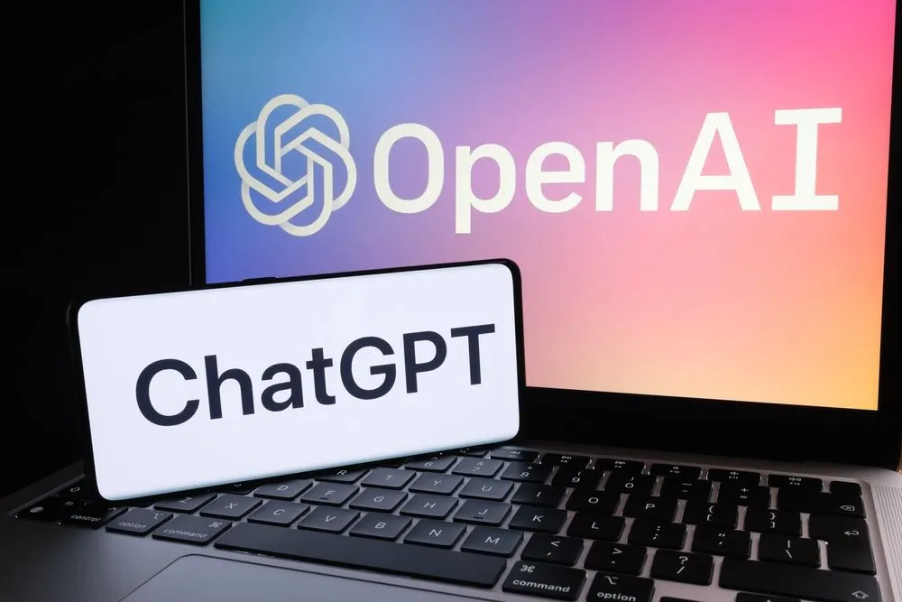 Cybercriminal distributes fake ChatGPT apps online to push malware
